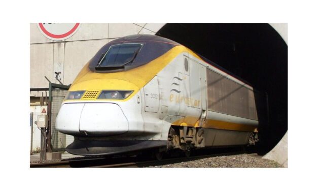 Un tren quedó varado en Francia con 800 pasajeros por una falla eléctrica