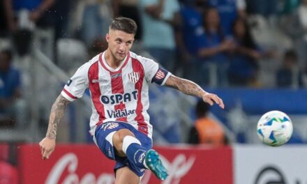 Racing cerró un refuerzo para la defensa tras caerse el pase de Nacho Vázquez