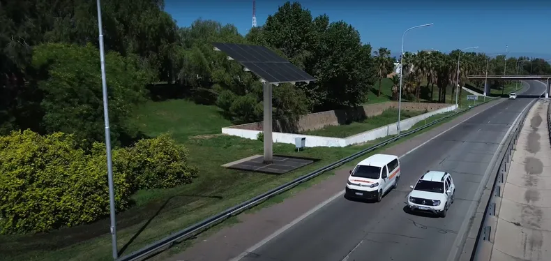 Energía sustentable: El gobierno  ya evalúa llevar el sistema a Ruta 20 y Ruta 40