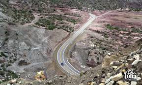 Explosión e incendio destruyeron una camioneta en Ruta 150