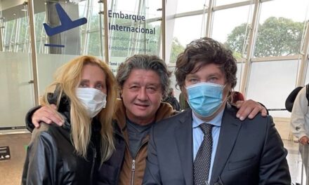 Exarmador libertario espera confirmación para competir contra La Libertad Avanza