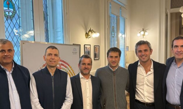 Los radicales con peluca se suman al interbloque del oficialismo en Diputados