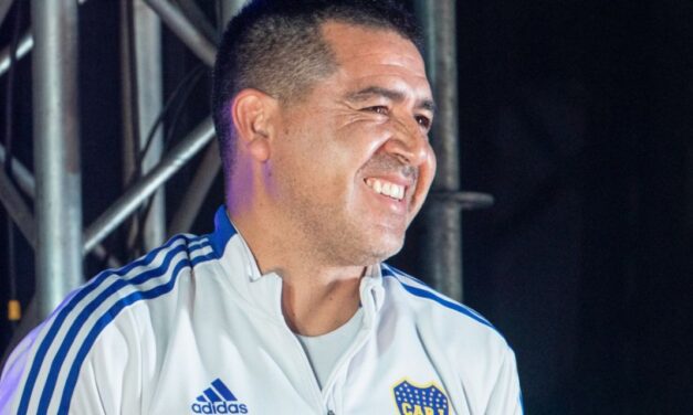 Riquelme está feliz: así fue su reacción al ver a Paredes de vuelta en Boca