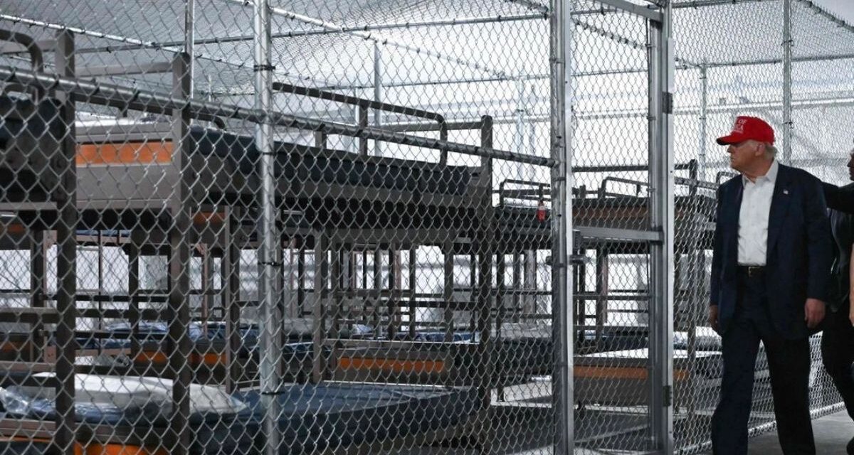 Donald Trump presentó la Alcatraz de los caimanes, una cárcel para alojar a más de 5.000 migrantes