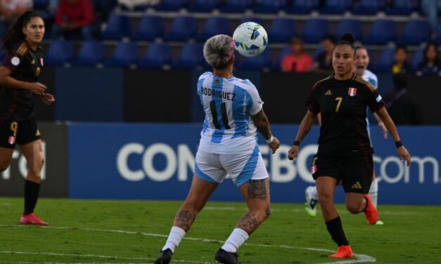 Con un gol agónico de Yamila Rodríguez, Argentina venció a Perú y clasificó a la semifinales de la Copa América