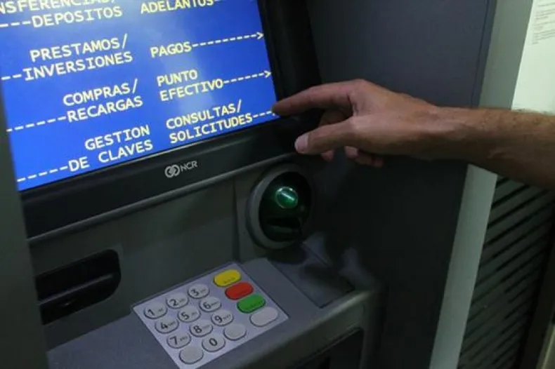 El Gobierno fijó el pago de sueldos: Será el sábado 30 con actualización salarial