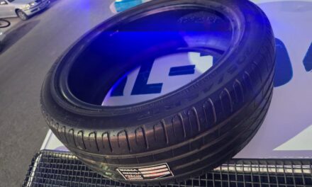 Rawson: Roban una rueda y caen tras ser perseguidos por la víctima