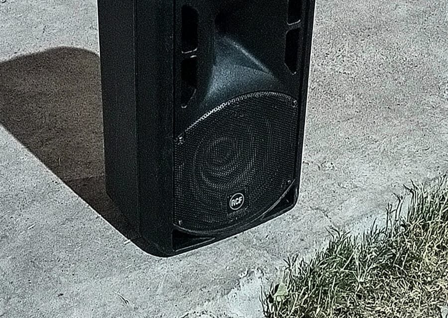Robó un parlante en pleno festejo del Día del Niño