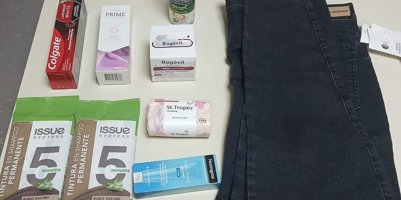 Detuvieron una mujer de 69 años robando en el Hiper Libertad