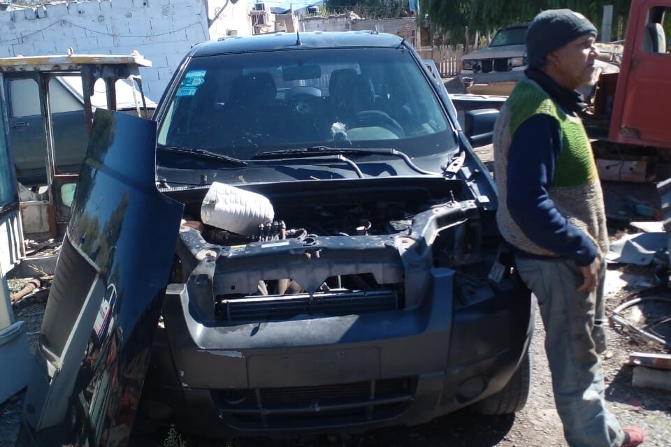 Recuperaron una camioneta robada a un chofer de Uber: La encontraron en un desarmadero