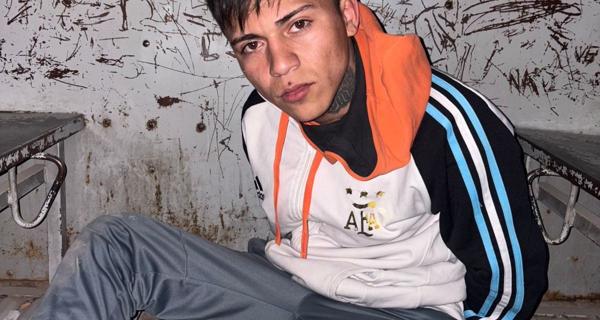 Robo a mano armada en Chimbas: persecución, allanamiento y un detenido