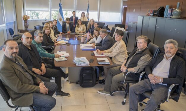 Gobierno y gremios docentes pasaron a cuarto intermedio en la paritaria