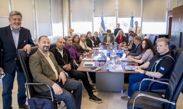Gobierno y gremios docentes volvieron a la mesa: ¿Qué se negocia en la quinta sesión paritaria?