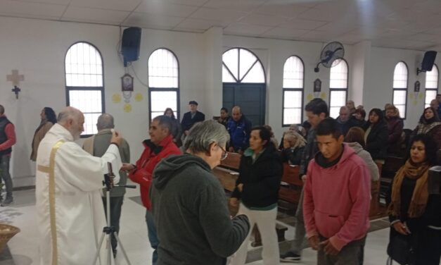 San Cayetano: los primeros fieles ya se acercan a agradecer y pedir trabajo