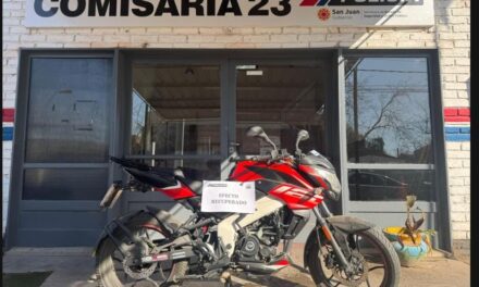 Vecinos atraparon a un hombre con una moto robada en Rivadavia