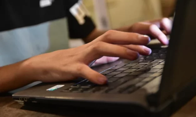 Educación lanza mañana el plan digital en el Cantoni