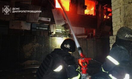 Rusia lanzó un ataque récord considerado uno de los más demenciales contra Ucrania, afirmó Volodimir Zelenski