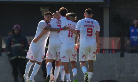 Barracas Central le ganó a Aldosivi y se convirtió en el puntero de la Zona A