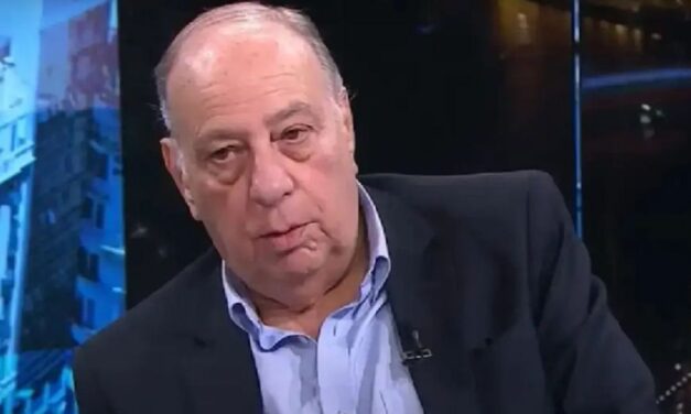 Roberto Cachanosky apuntó que Javier Milei le está tomando el pelo a la gente y advirtió que hay riesgo de default