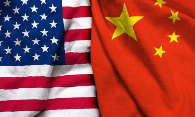 China espera que EEUU relaje los controles a la exportación de chips de inteligencia artificial