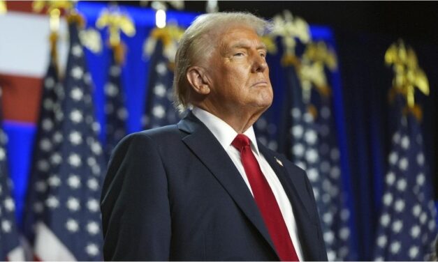 Donald Trump afirmó que despedirá a la gobernadora, Lisa Cook