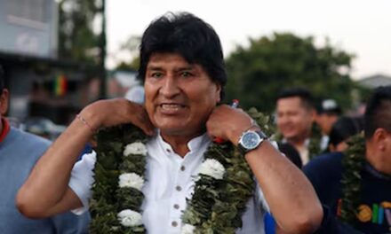 Evo Morales celebró el 19,2% de votos nulos en protesta por su exclusión electoral