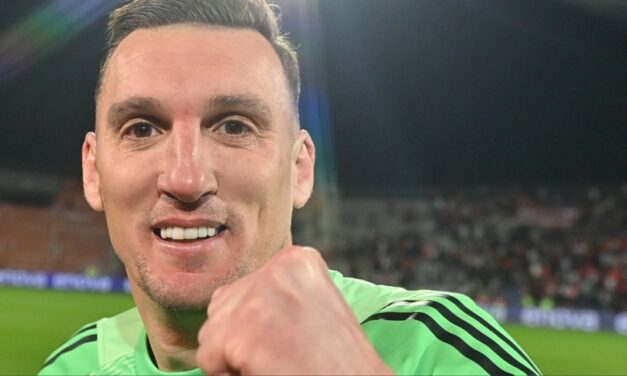 Franco Armani volvió a ser el héroe de River en los penales