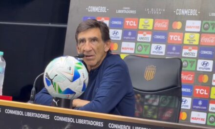 Gustavo Costas se ilusiona con la vuelta: «Estamos más vivos que nunca»