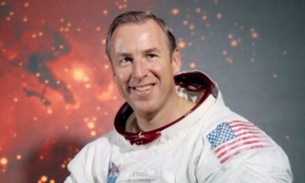 Murió James Lovell, héroe del Apolo 13 y leyenda de la NASA