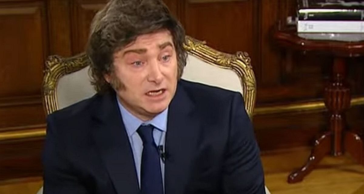 Javier Milei ya firmó los vetos para suspender el aumento de jubilaciones y la emergencia en discapacidad