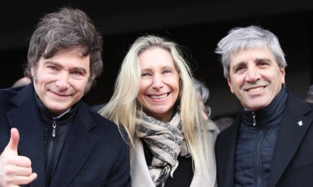 A semanas de las elecciones, se desploma la confianza en el gobierno de Javier Milei