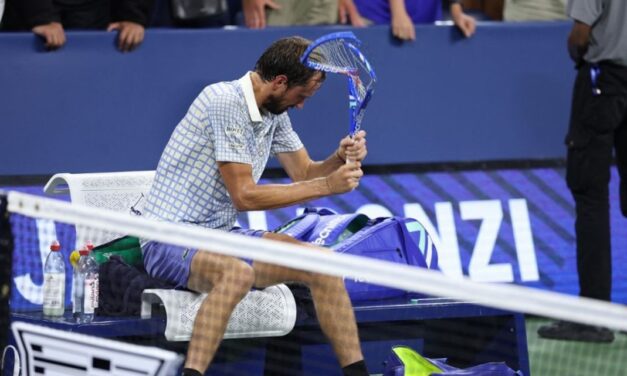 Escándalo en el US Open con Daniil Medvedev por la irrupción de un fotógrafo