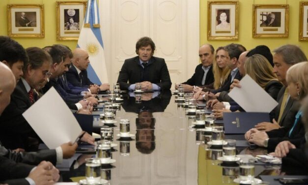 Javier Milei recibió en Olivos a diputados propios y aliados para blindar vetos