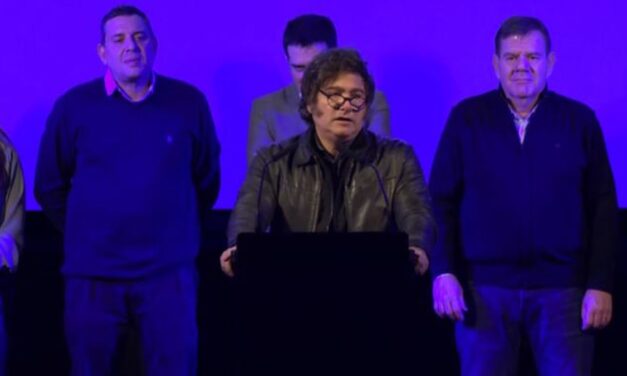 Con un encendido discurso, Milei lanzó la campaña bonaerense y llamó a devorar al kirchnerismo en las urnas