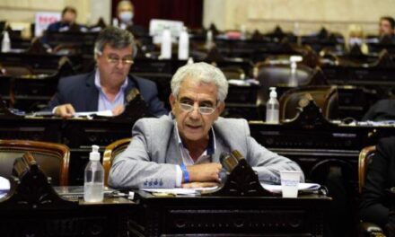 Walberto Allende: “No hay plata para jubilados, pero sí para el campo”