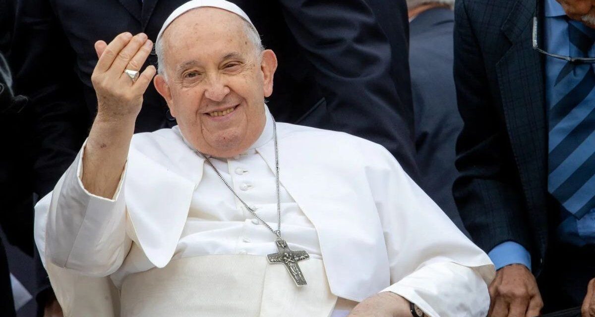 ¿Quisieron matar al Papa Francisco? Investigan el presunto atentado que planeaba el Estado Islámico en su contra