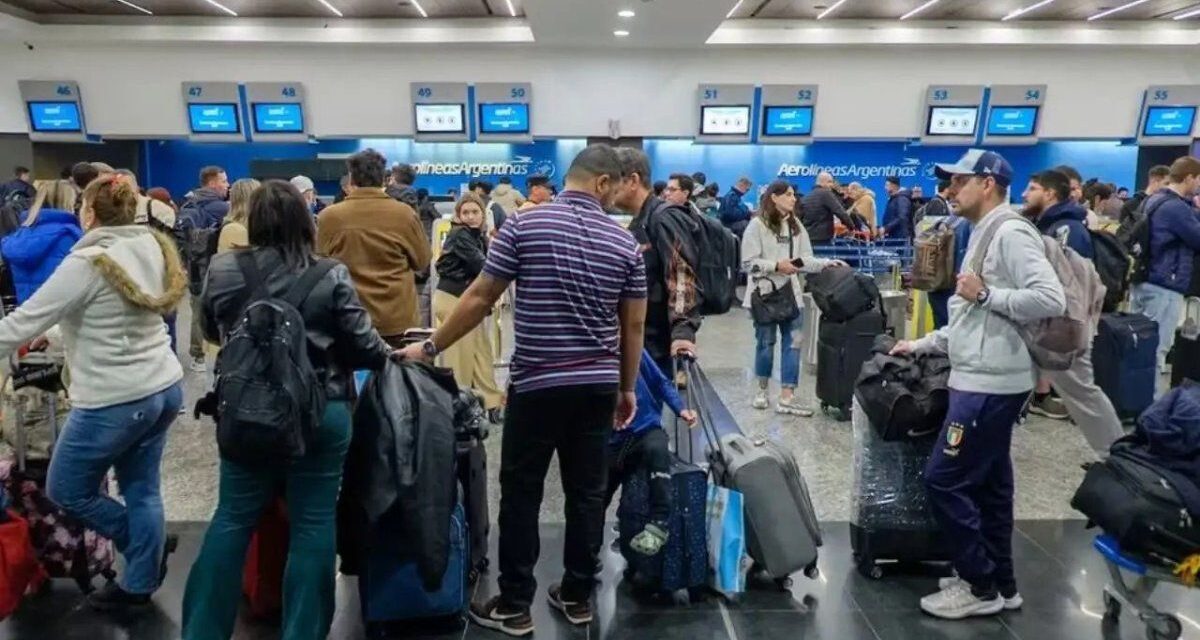 Los controladores aéreos suspendieron el paro del jueves ante un llamado de negociación de la Secretaría de Trabajo
