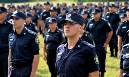 Patricia Bullrich aseguró que la Justicia tiró abajo la causa contra 24 policías bonaerenses, pero fue desmentida por Provincia