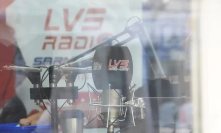 Radio Sarmiento: Un siglo de voces que hicieron historia en San Juan