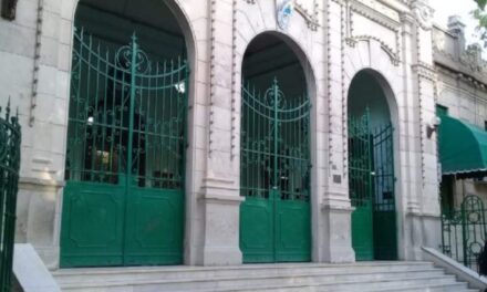 Vuelven a lucir las paredes de la Escuela Normal Sarmiento