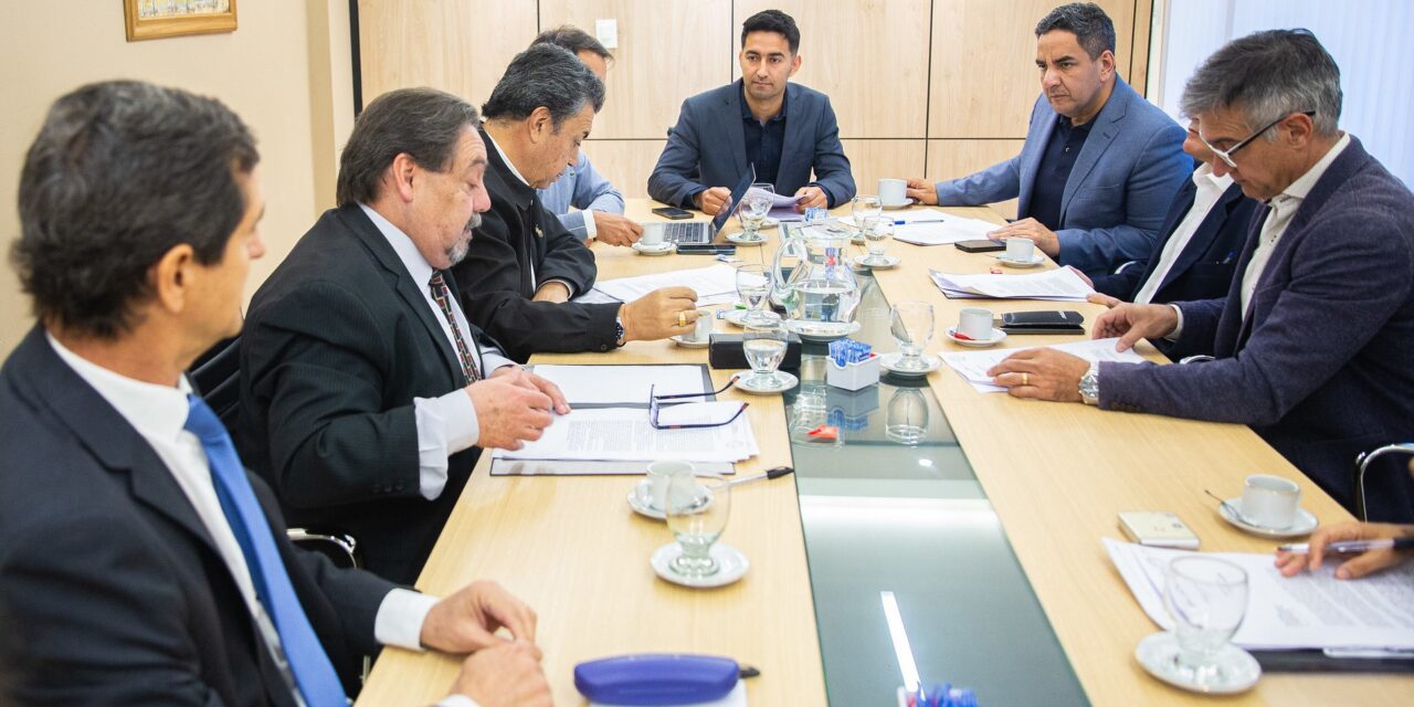 Legisladores analizan eficiencia energética y dan luz verde a convenio con DECSA