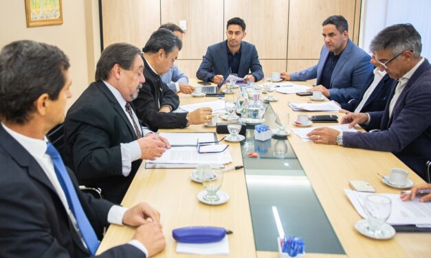 Legisladores analizan eficiencia energética y dan luz verde a convenio con DECSA