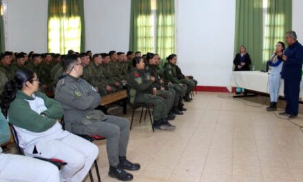 Capacitación en prevención del suicidio para Gendarmería en Calingasta