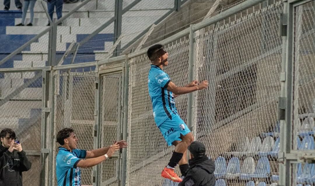 Marquesado logró un histórico triunfo y clasificó al Torneo Regional Amateur 2025-2026