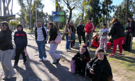 Los bonaerenses van a las urnas para elegir senadores y diputados