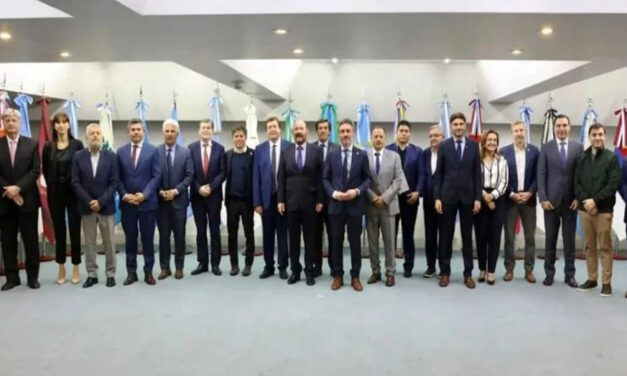 Los mandatarios provinciales juegan sus cartas para las legislativas