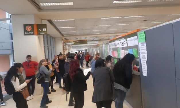 Extienden el horario en la oficina de legalización de títulos