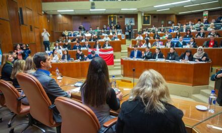 Más de 150 estudiantes participaron del simulacro de Naciones Unidas en la Cámara de Diputados