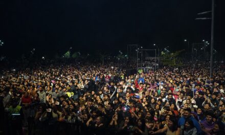 Multitudinario FestiJoven: 30 mil personas coparon el Parque de Mayo