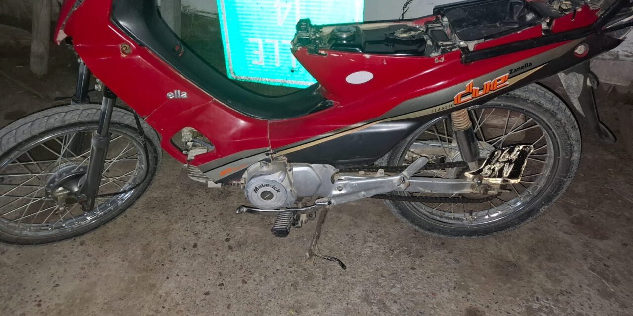 Secuestro de motocicleta abandonada en Cruce de los Andes